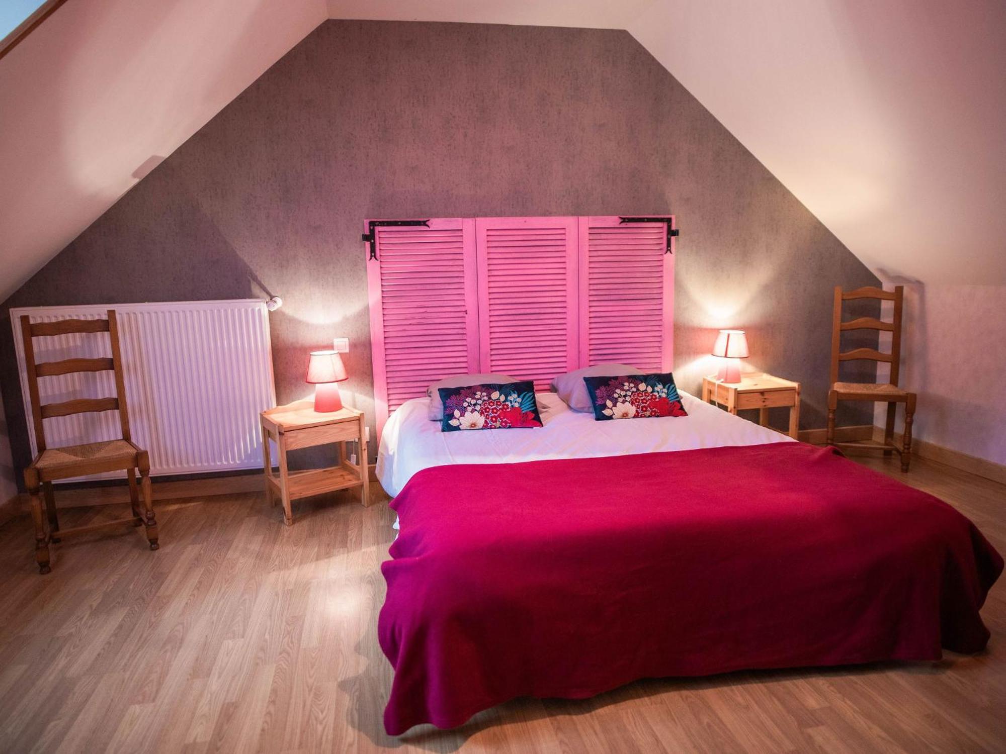 Gite De Charme Renove Avec Cheminee, Terrasse Et Proche Randonnees - Capacite 13 Pers. - Fr-1-410-179 Saint-Léonard-des-Bois 외부 사진